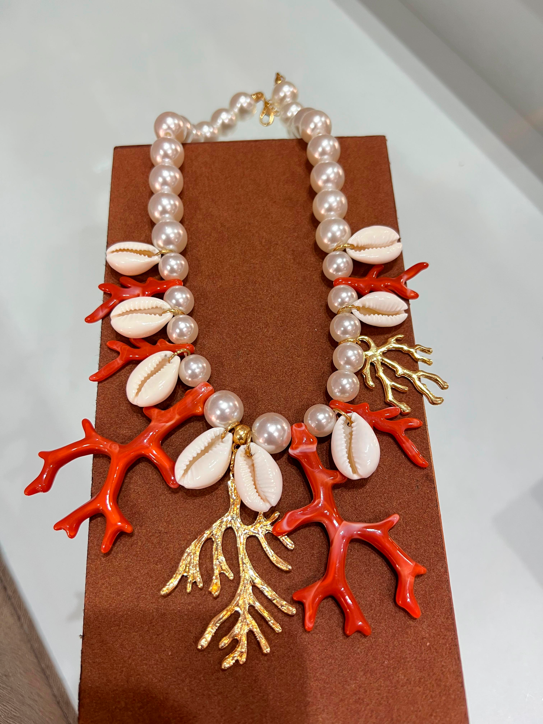 Colar Coral & Pérolas do Mar