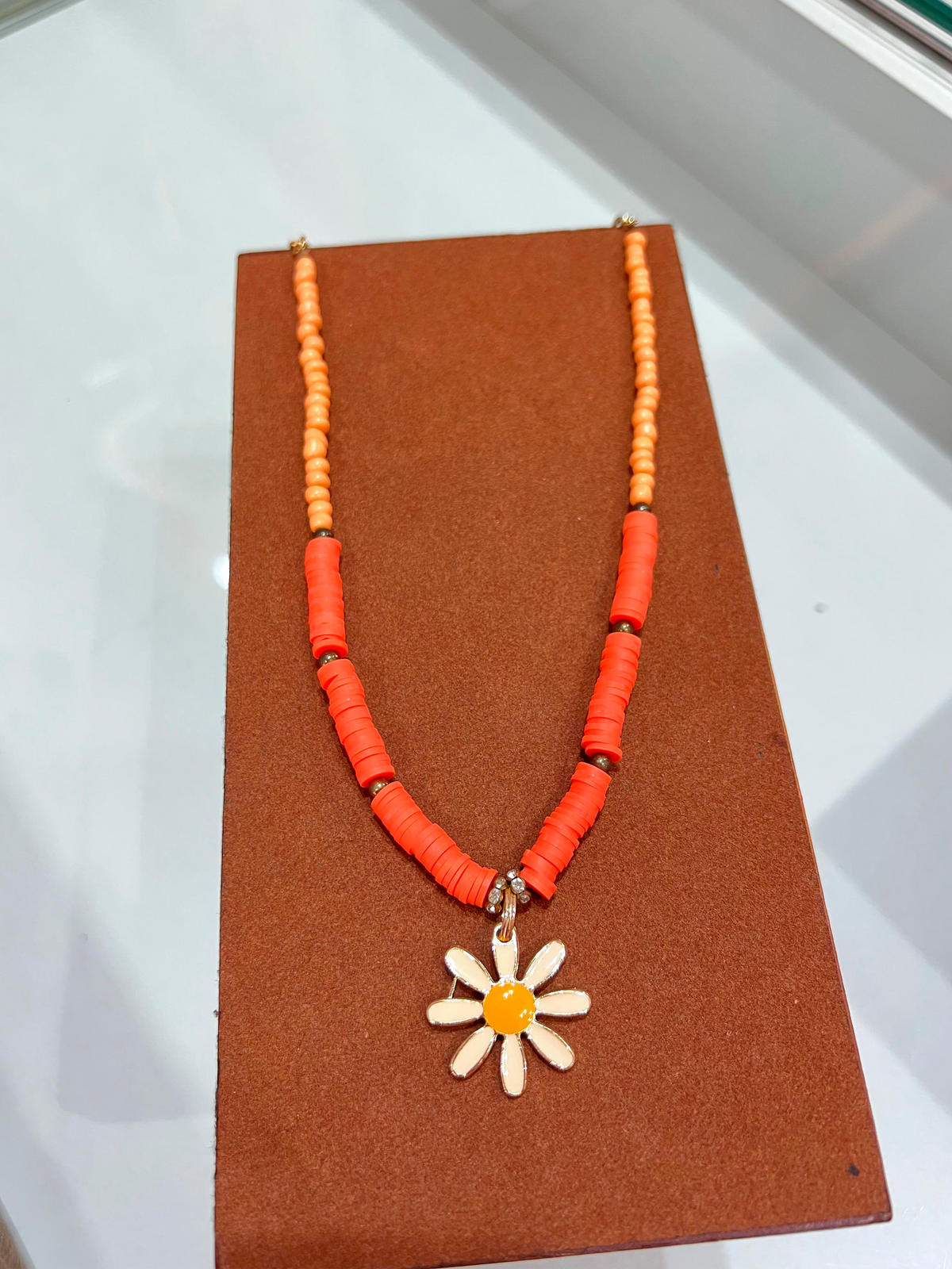 Colar Margarida Tropical