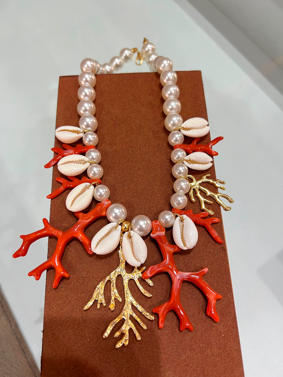 Colar Coral & Pérolas do Mar