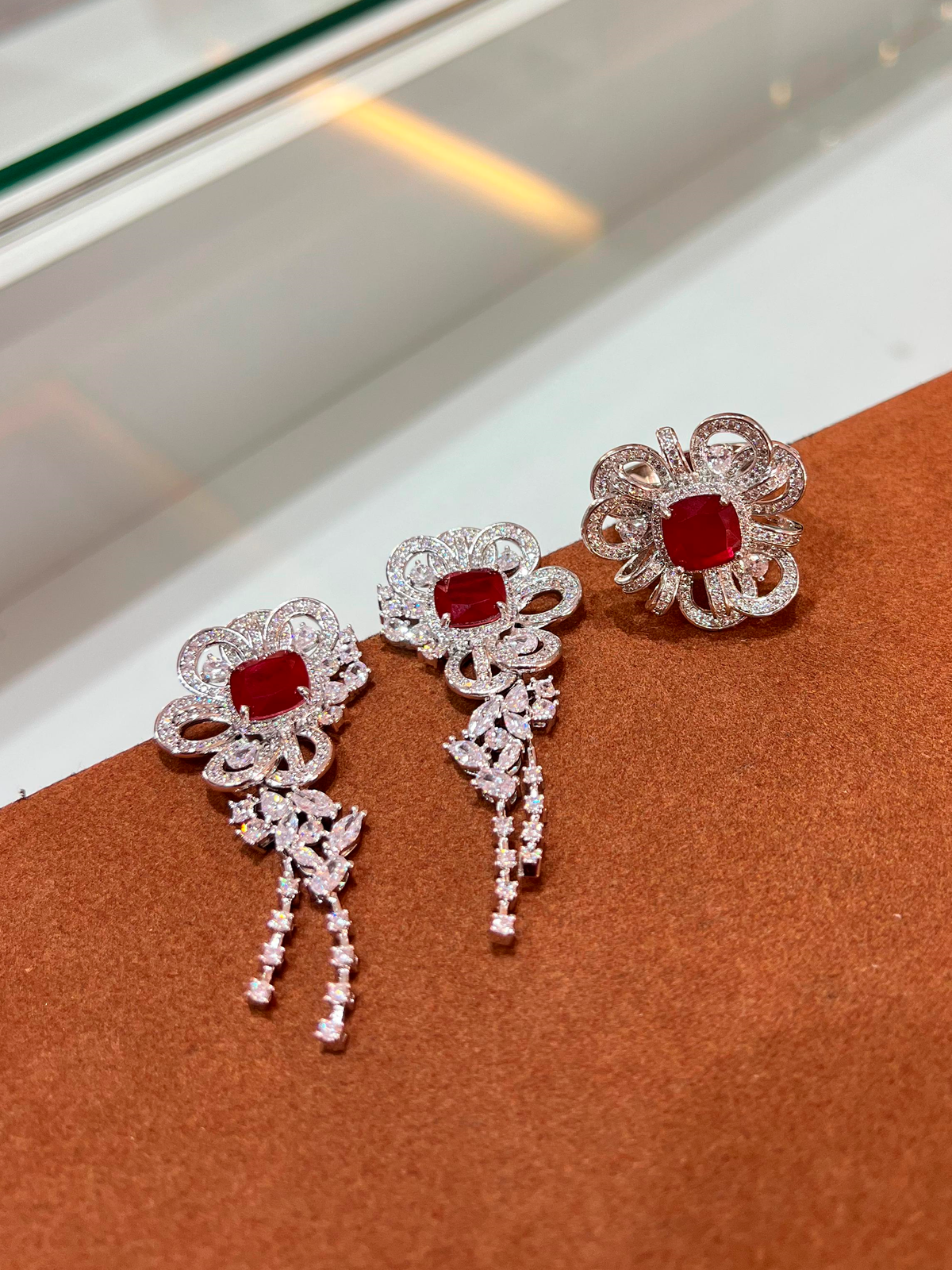 Conjunto Flor Rubi com Brilho