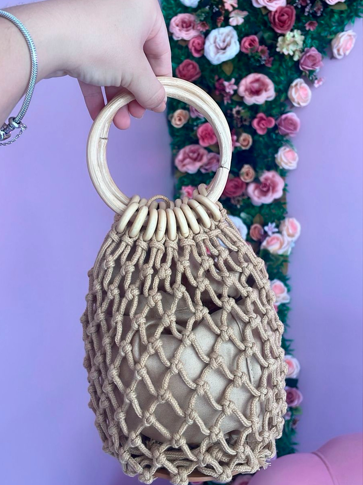 Bolsa Saco de Rede com Alça de Madeira